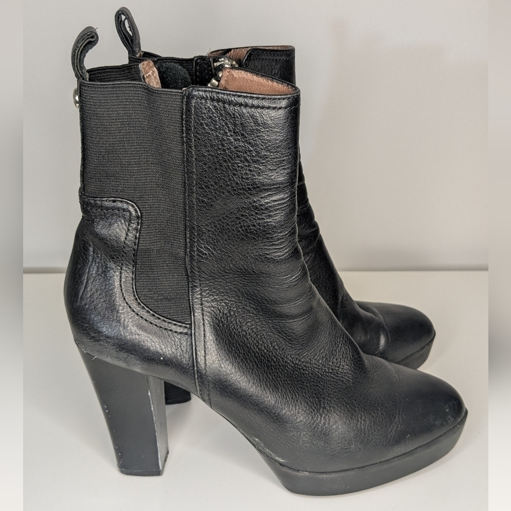 Donald J Pliner Black Milan2 Soft Leather Platform Heel Boots Size 7